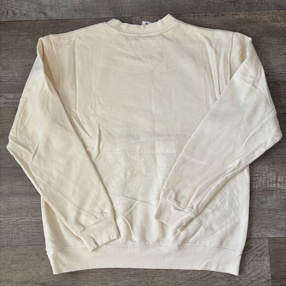 SoCal Pullover Treat People with Kindness Print Cream SizE M NEW - Picture 2 of 6